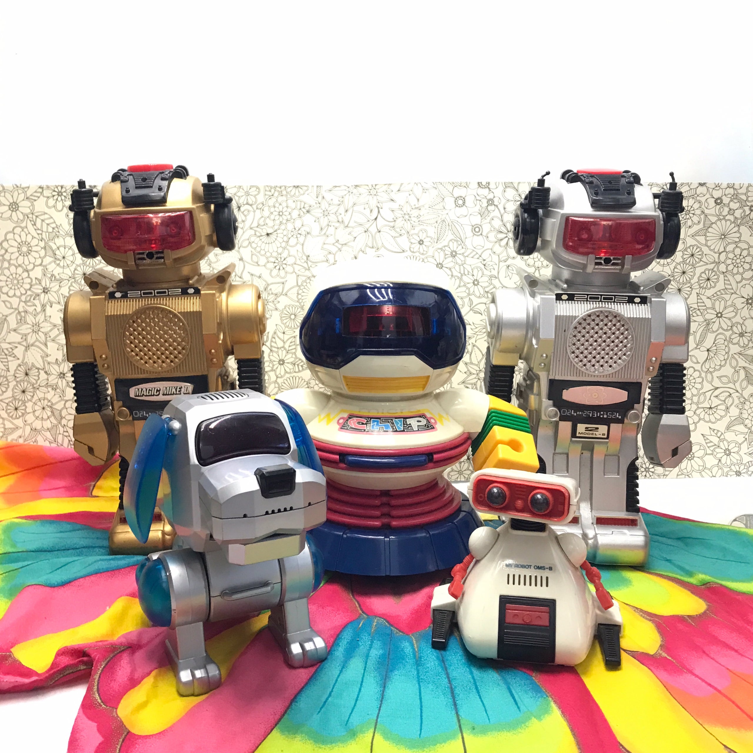 All outlet robot toys